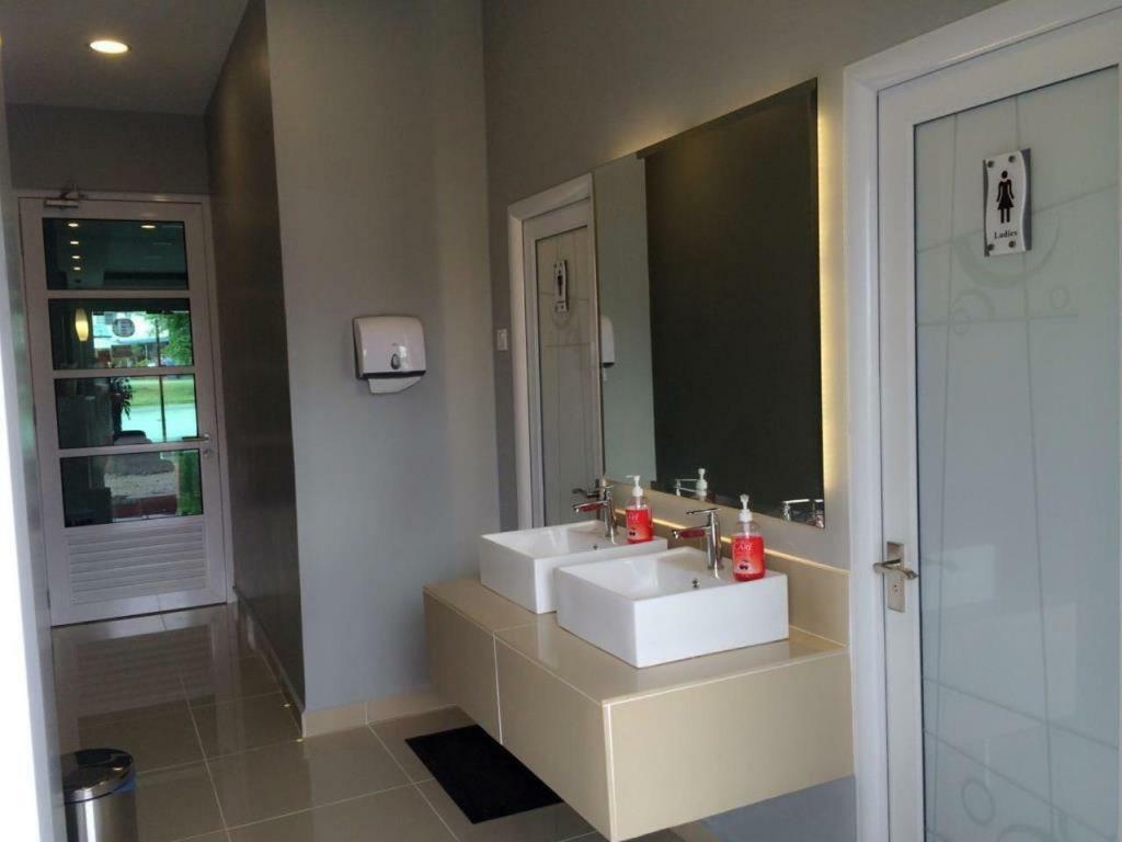 G Langkawi Motel Куах Экстерьер фото
